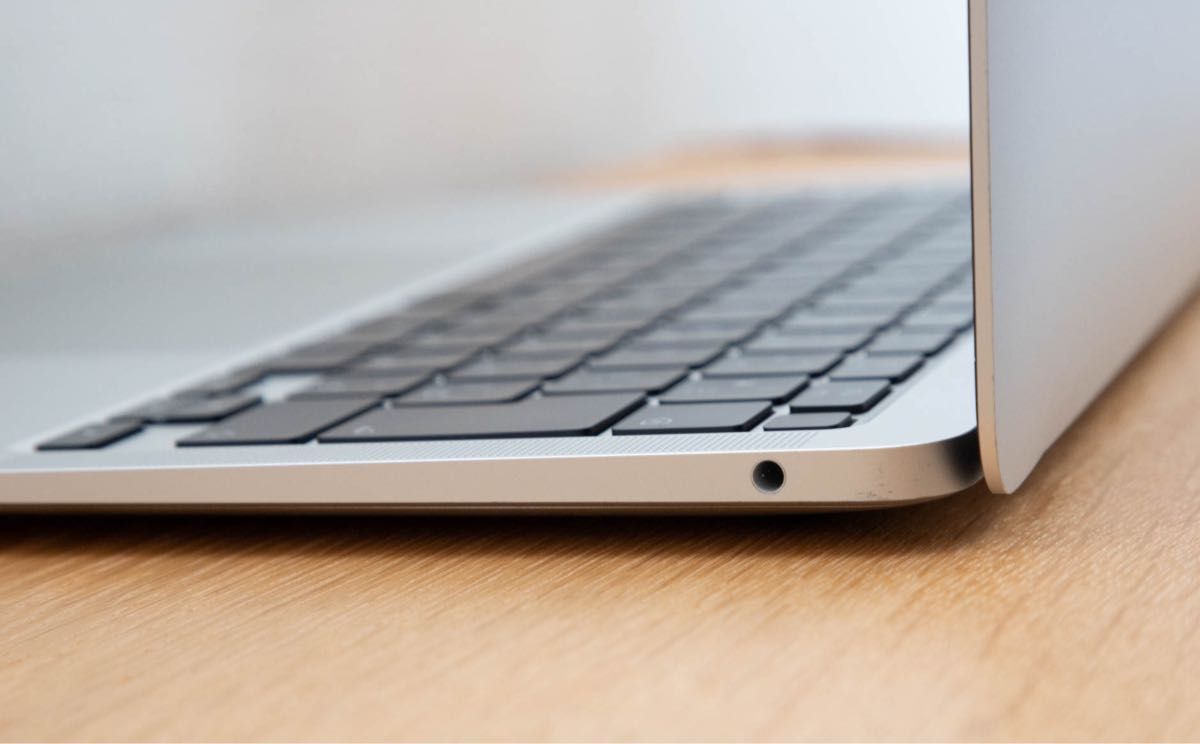 MacBook Air 2018 i5/16GB/128GB シルバー 完動品｜Yahoo!フリマ（旧