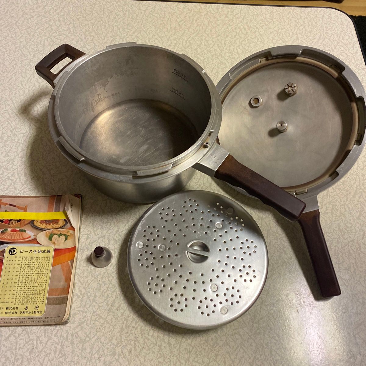 鋳物屋 ヘイワ 圧力鍋ピースプレッシャーパン家庭用圧力鍋3 8L｜Yahoo