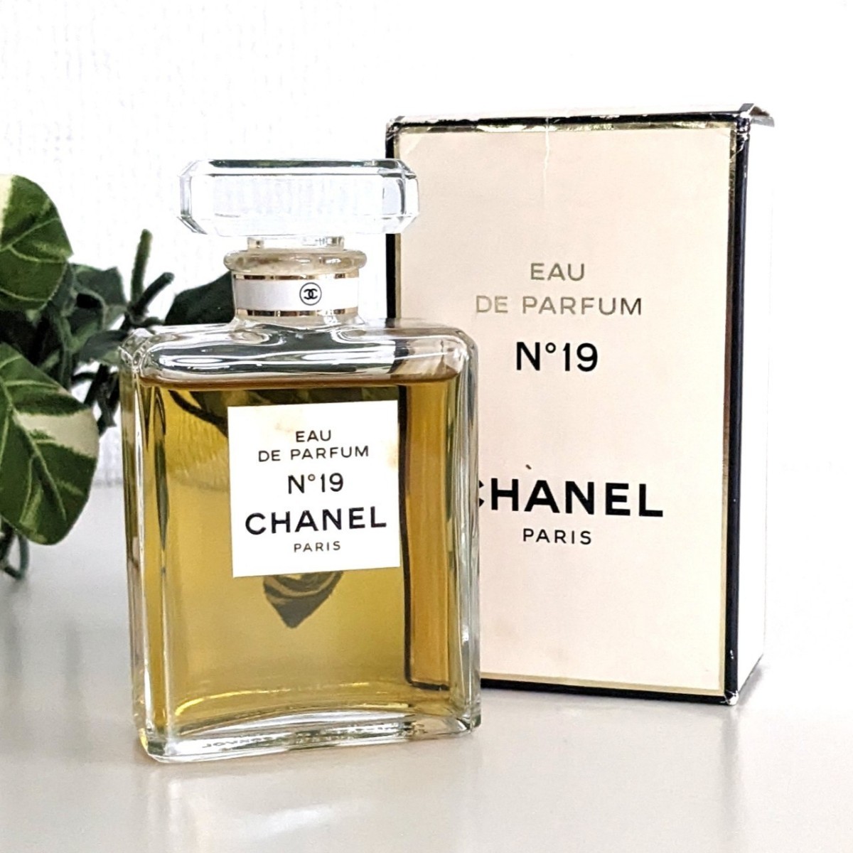 CHANEL シャネル オードパルファム EAU DE PARFUM N°19 No 19 PARFUM