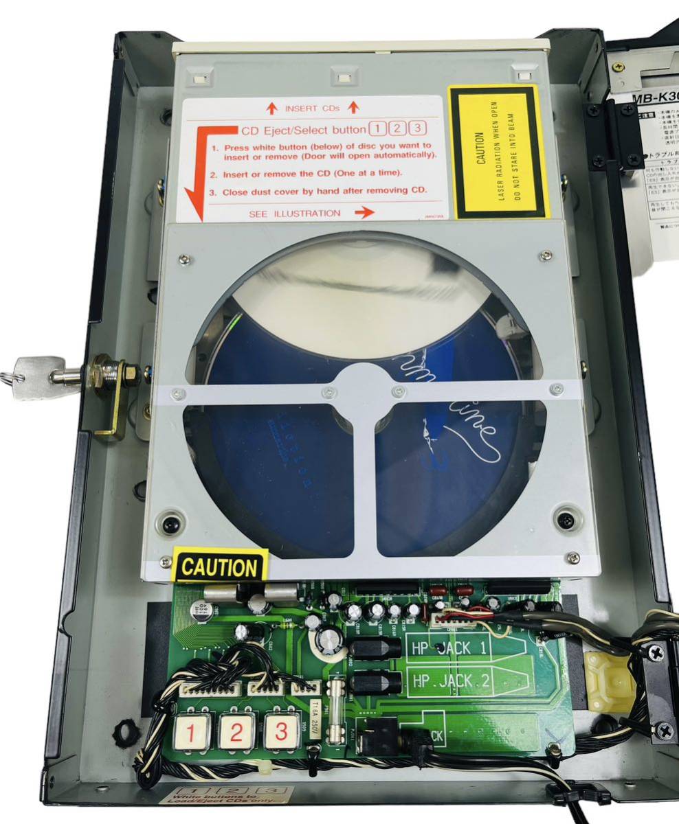 Nakamichi ナカミチ 3連装 CD試聴機 CDプレーヤー 鍵付き ロングプレイ