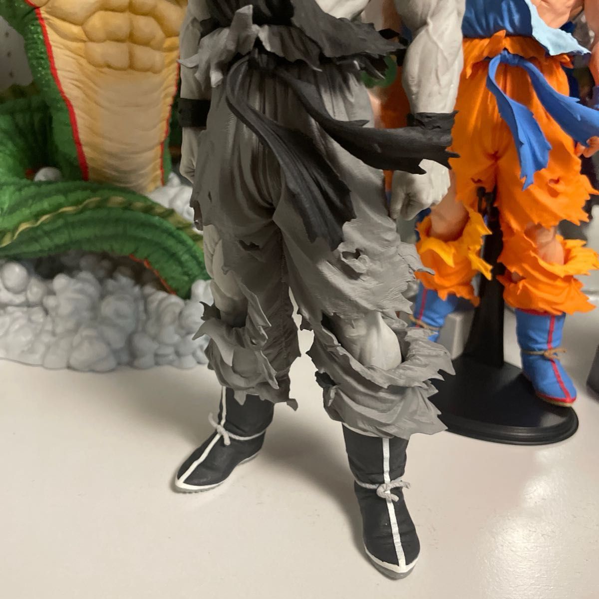 SMSP ドラゴンボール 孫悟空 モノクロ 海外正規品 フィギュア｜Yahoo