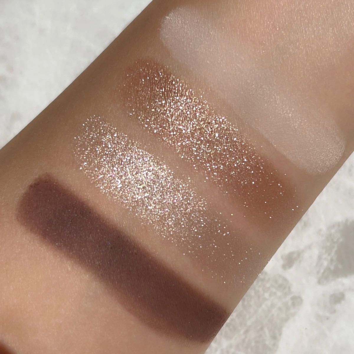 新品 01 ルミエール ディヴェール トム フォード ソレイユ アイ カラー