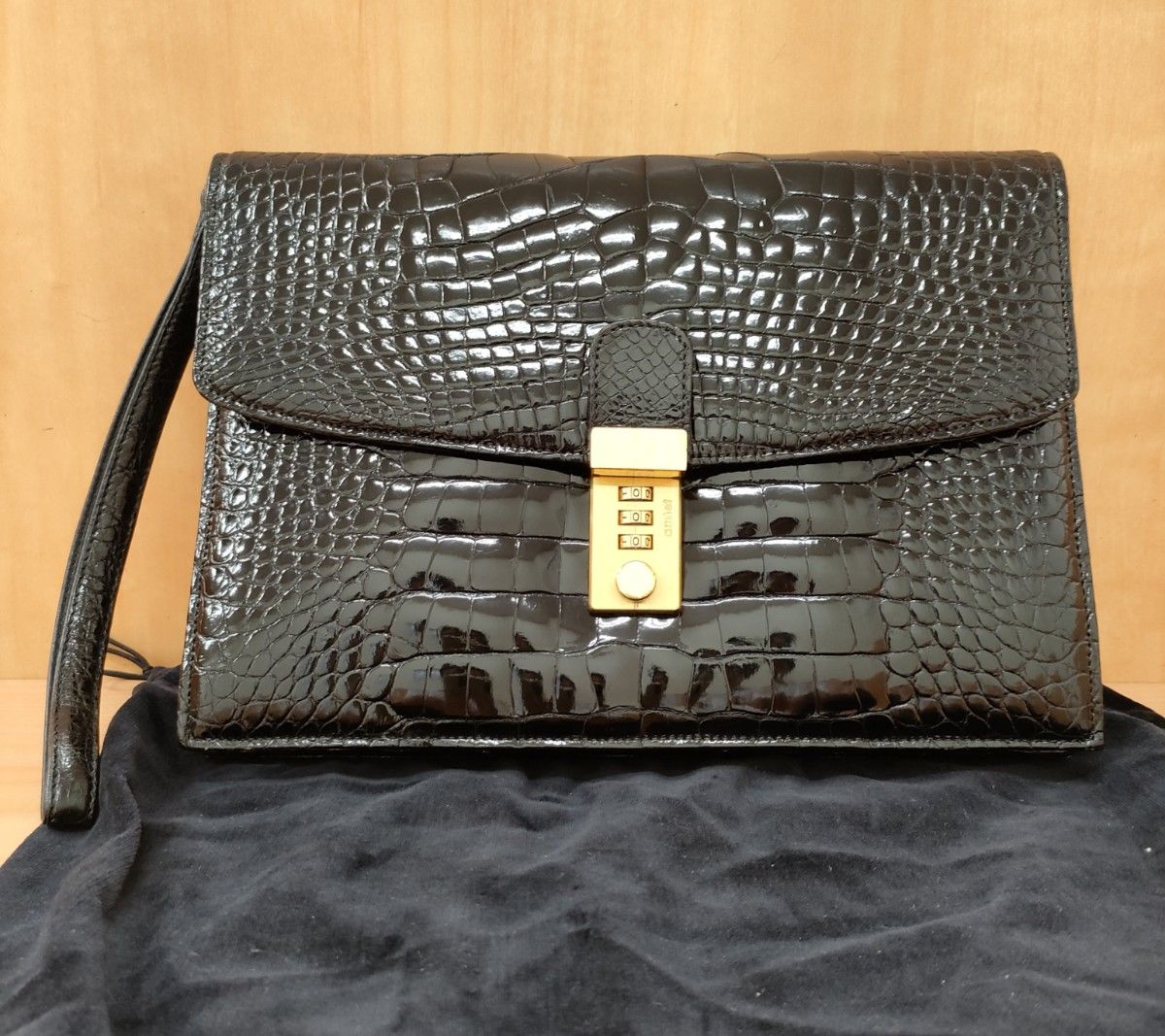 amiet クロコダイル レザー 多機能 セカンドクラッチバッグ｜Yahoo