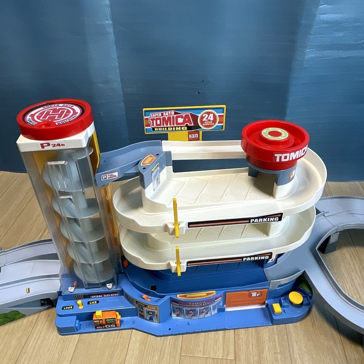 匿名取引・送料無料 トミカ 峠やまみちドライブ 高速道路にぎやか