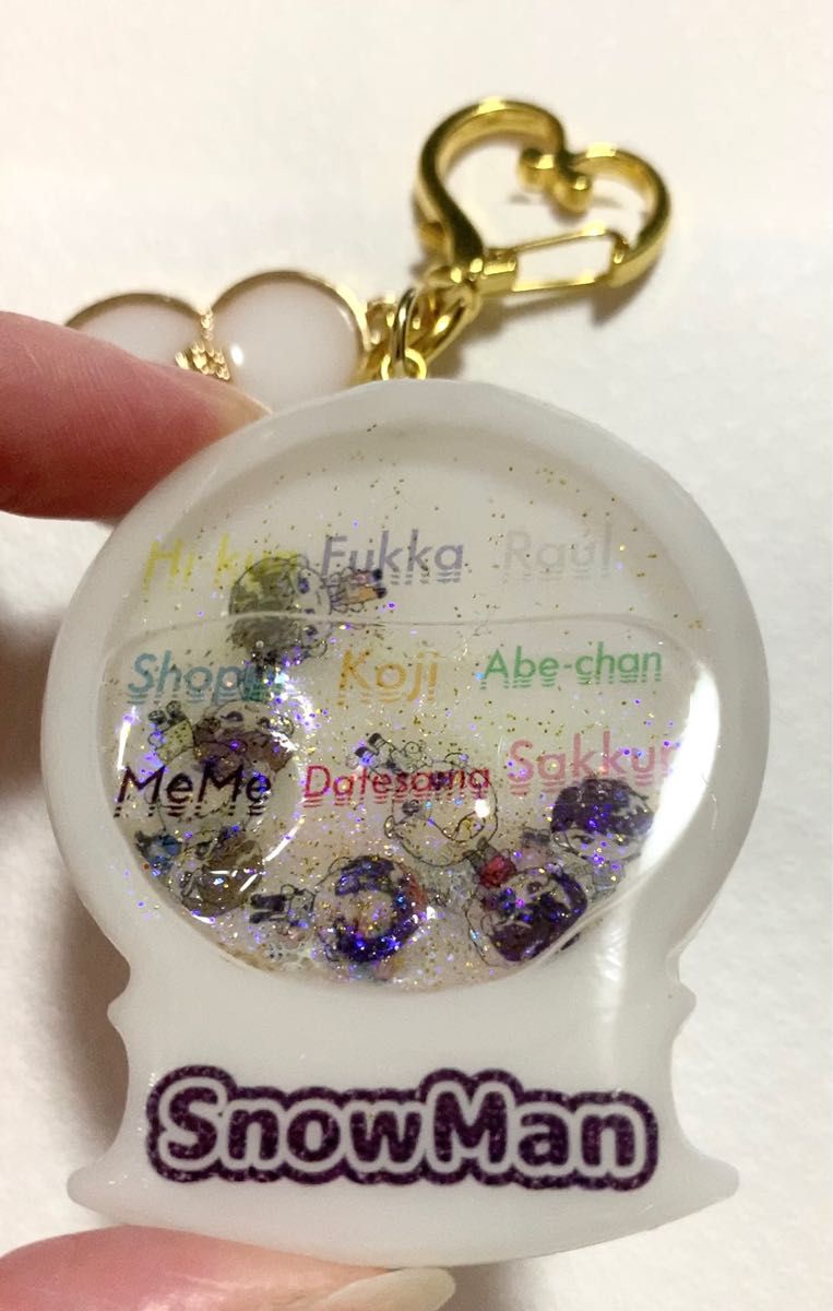 SnowMan レジンキーホルダー ハンドメイド スノードーム 雪だるま
