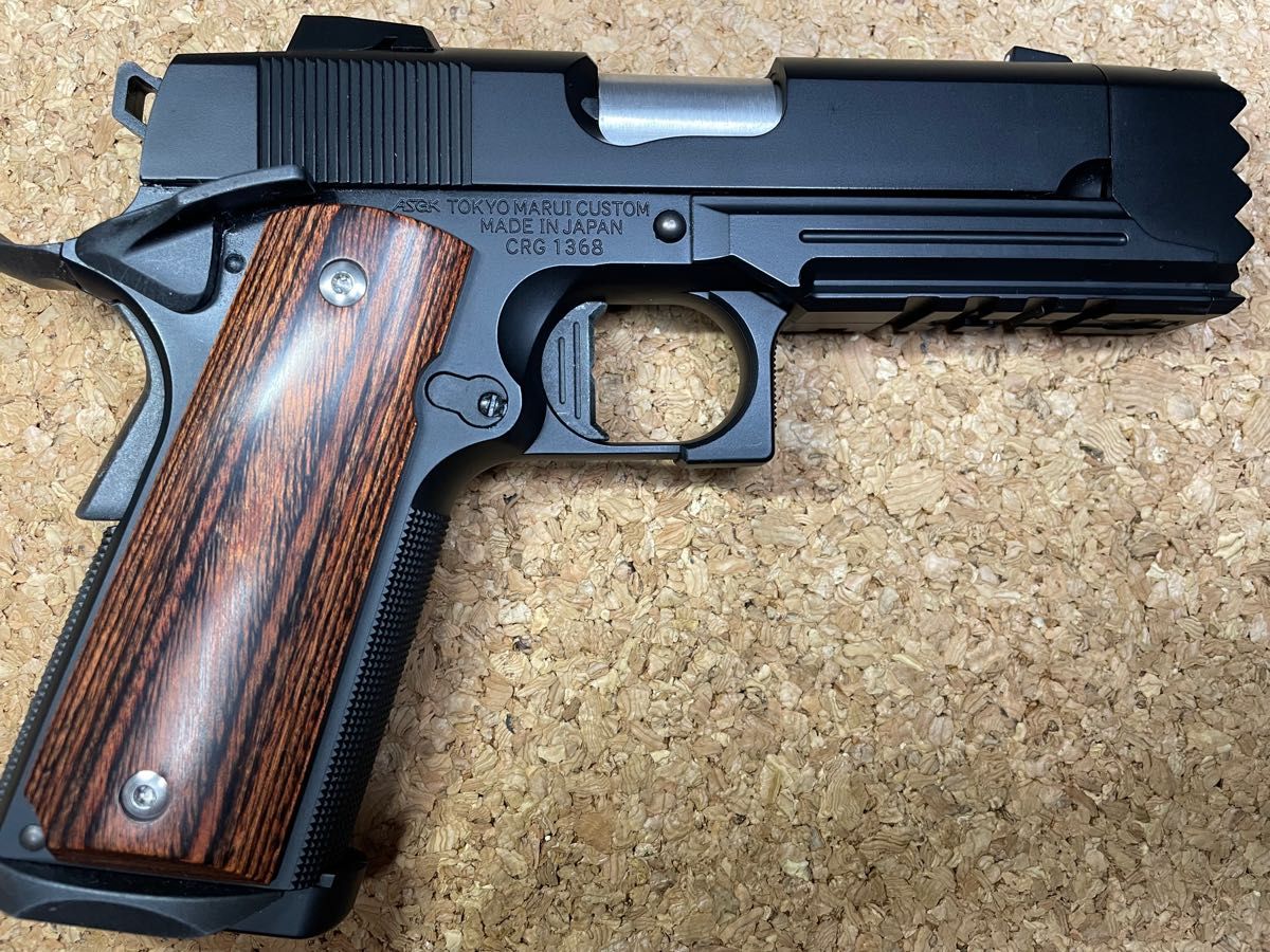 東京マルイ ストライクウォーリア パンドラアームズ製グリップ付き