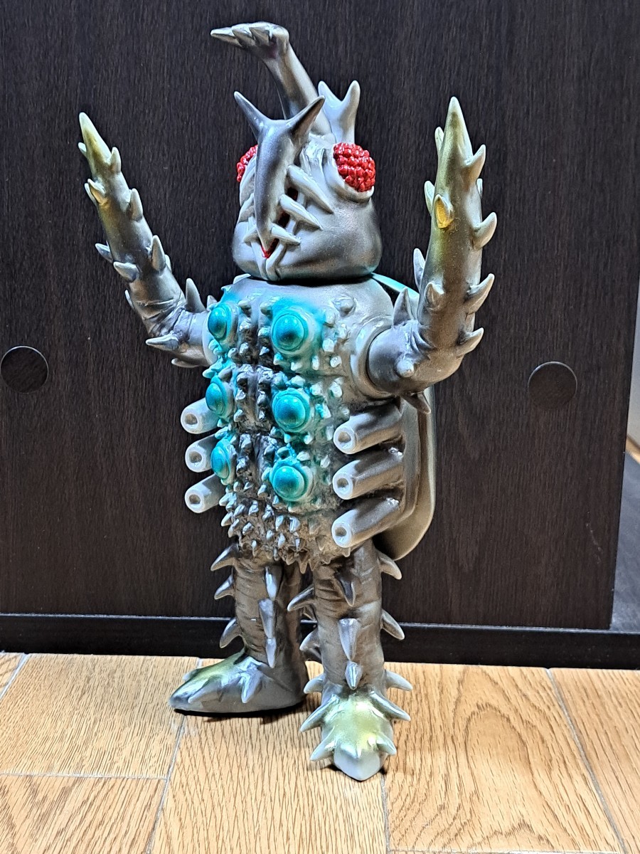 Yahoo!オークション - マーミット ソフビ サタンビートル ウルトラマン