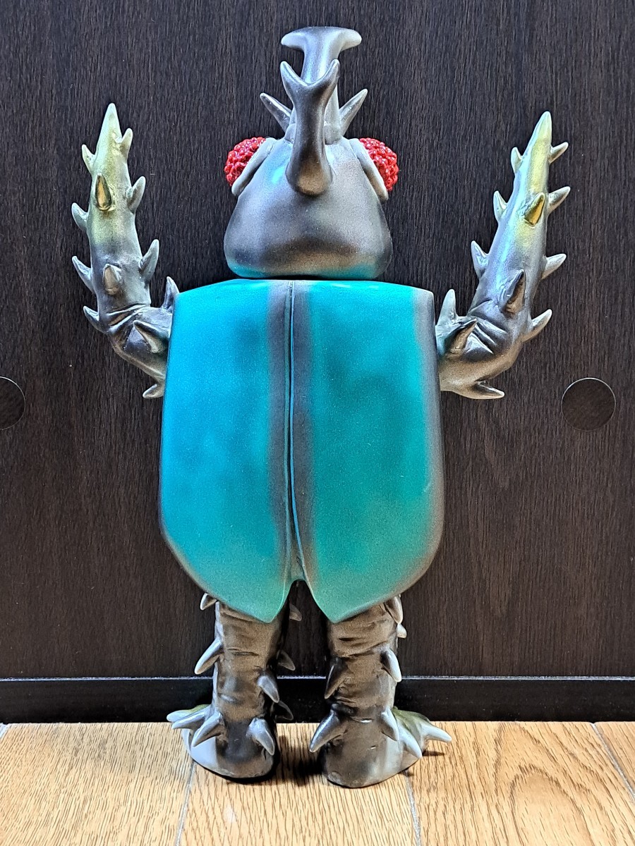 Yahoo!オークション - マーミット ソフビ サタンビートル ウルトラマン