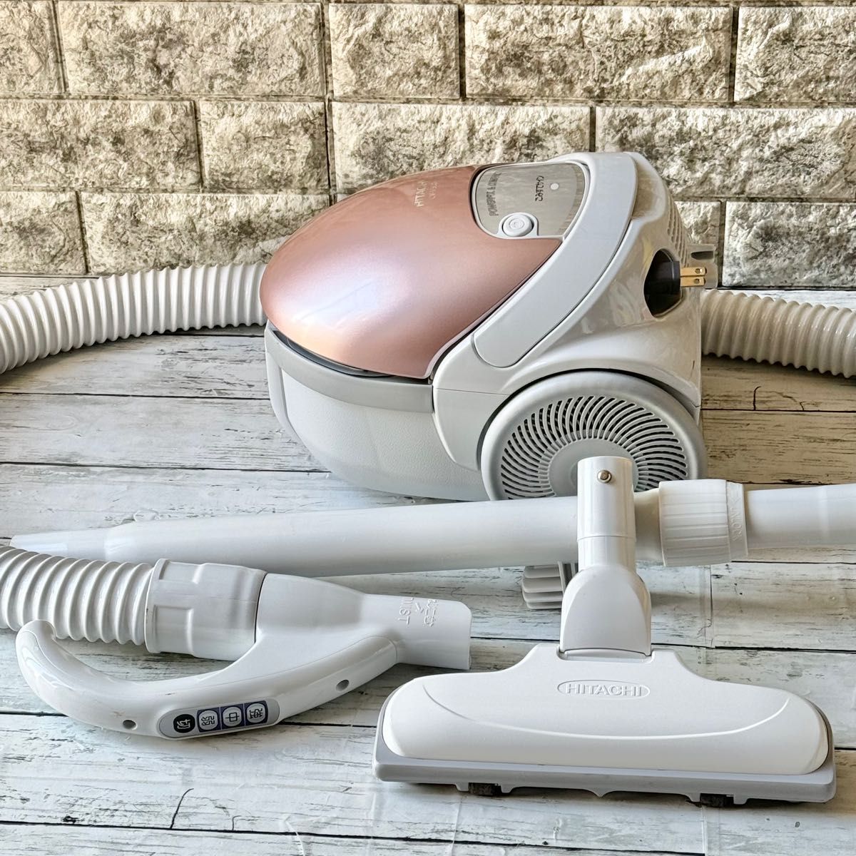 2020年製 日立 紙パック式クリーナー バランス型 メタリックピンク