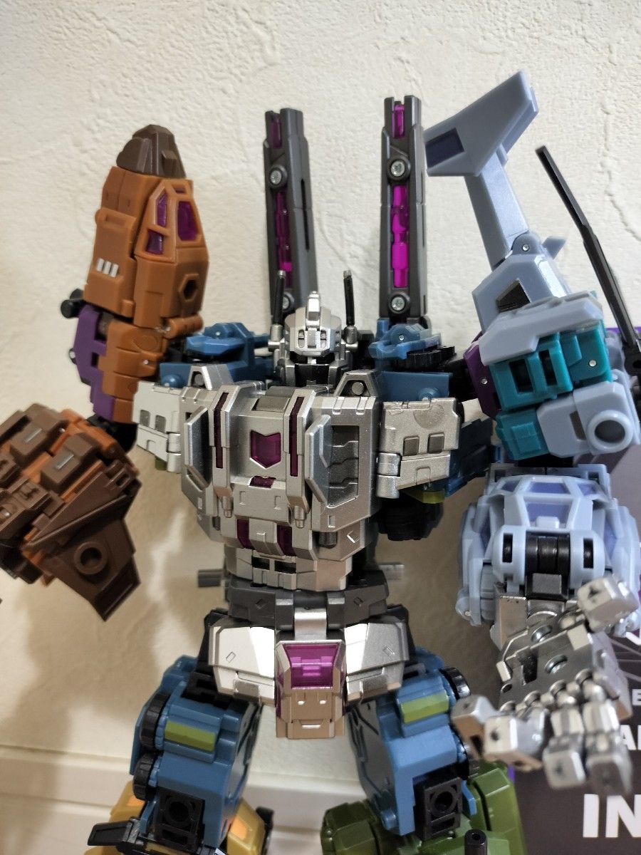 非正規トランスフォーマー ブルーティカス風Pocket Toys PT-05 5体合体