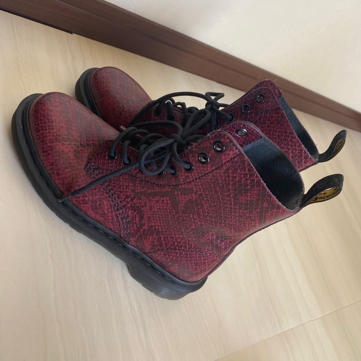 美品】【限定品】ドクターマーチン【Dr Martens】パイソン柄 ボルドー