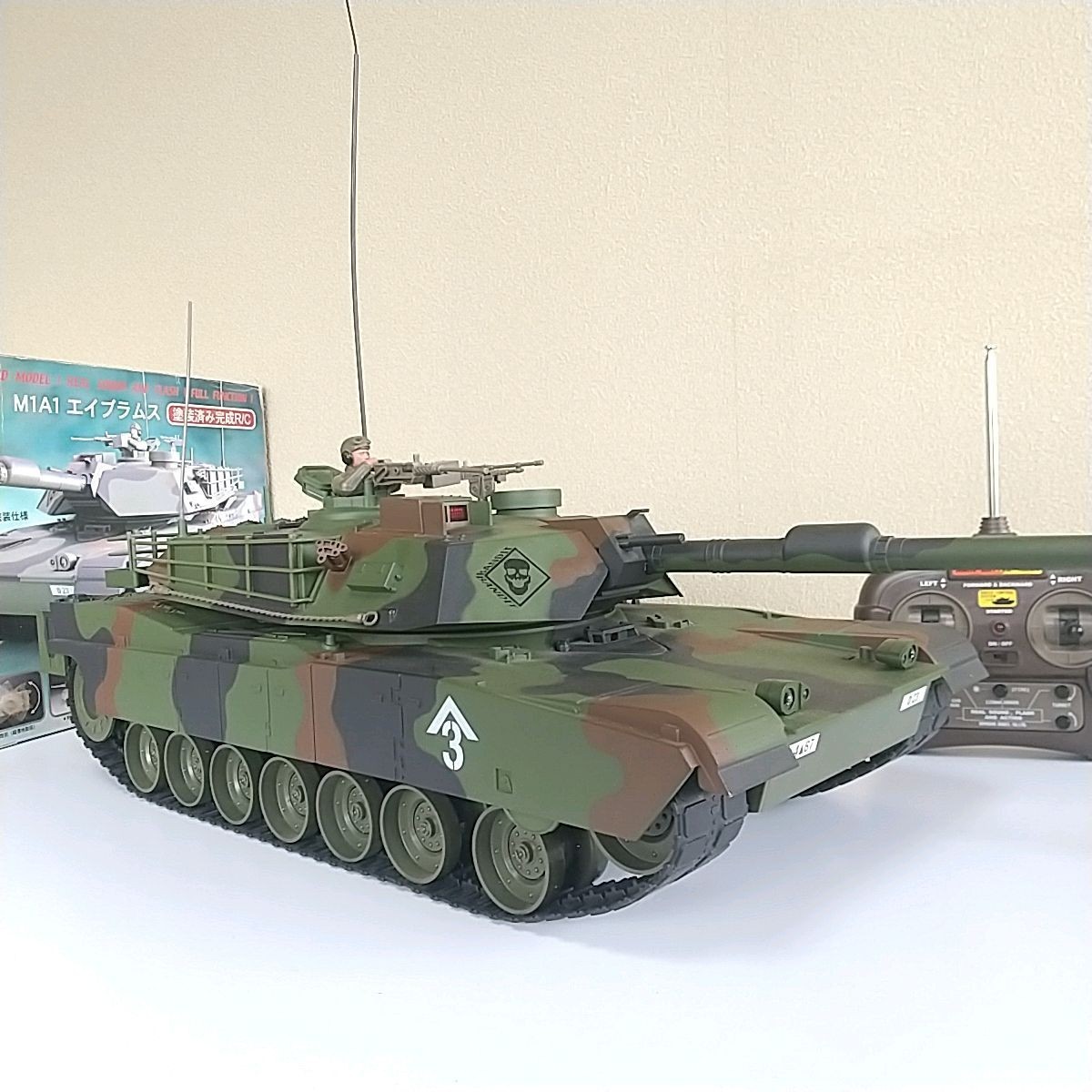 Yahoo!オークション - 童友社 M1A1 エイブラムス 1/16 戦車 RC NATO軍