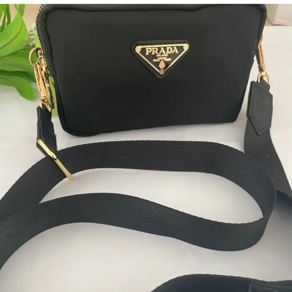 プラダ ノベルティ ショルダーバッグ｜Yahoo!フリマ（旧PayPayフリマ）