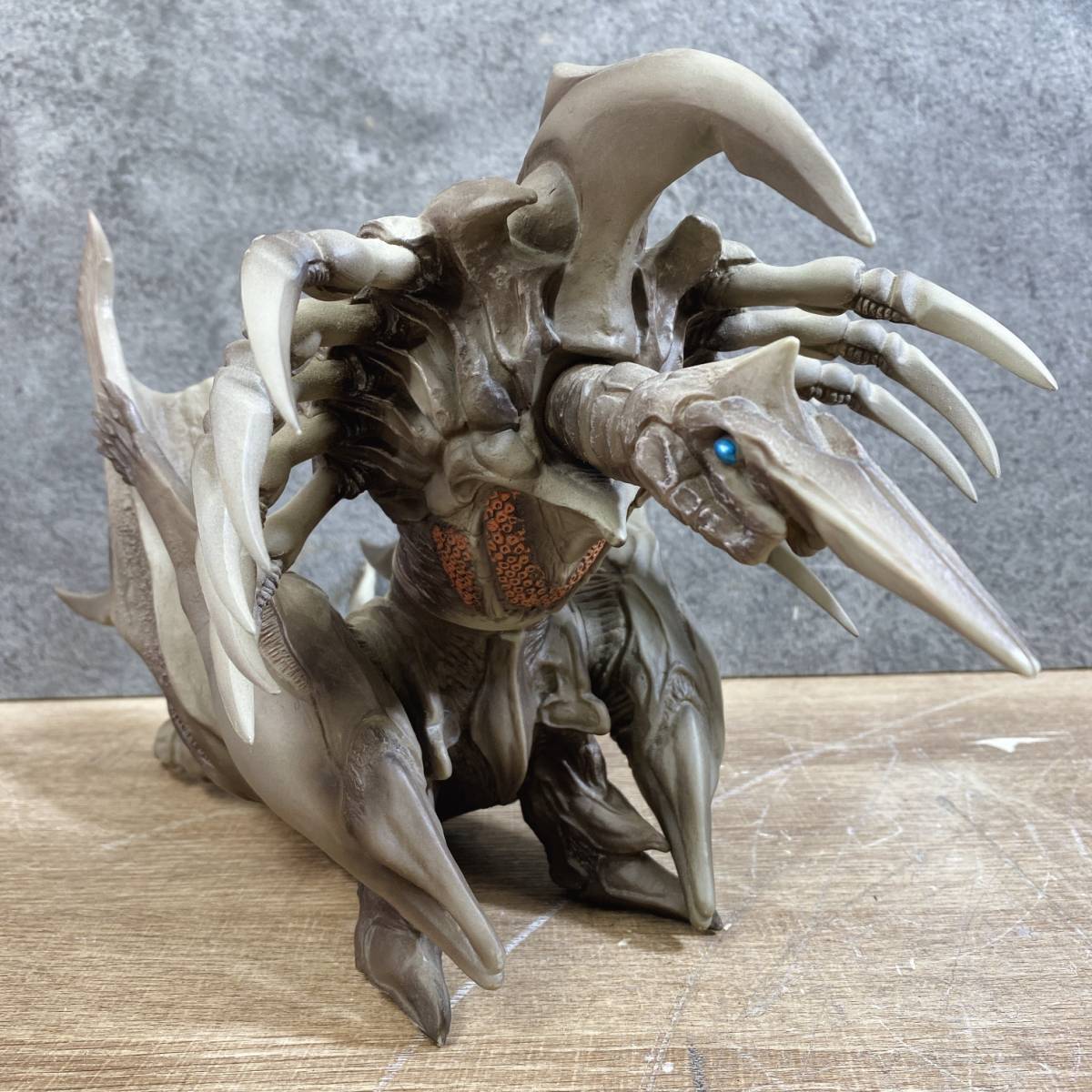 Yahoo!オークション - XPLUS 平成大怪獣シリーズEX ガメラ2 巨大レギオ