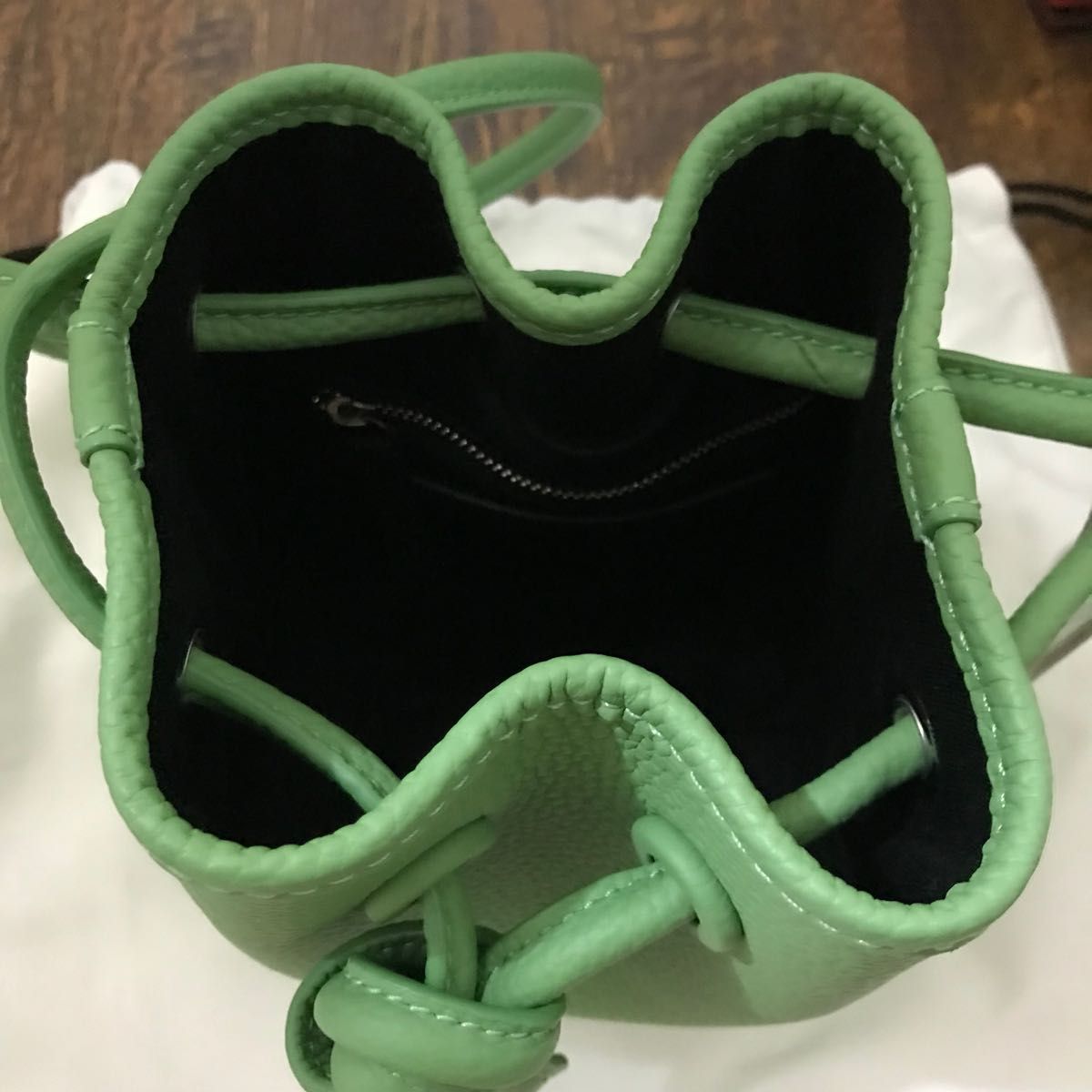 Vasic ハンドバッグ ショルダーバッグ Bond minimini 限定色｜Yahoo