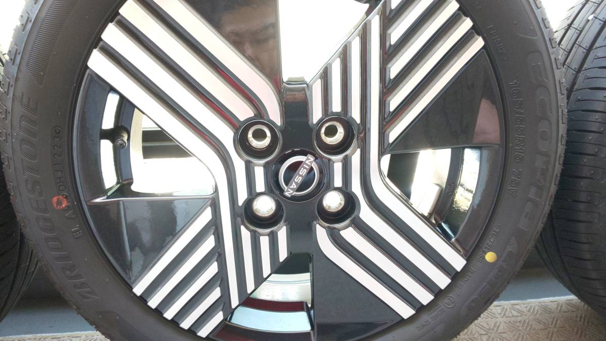 日産サクラGグレード純正（メーカーオプション）15インチホイール