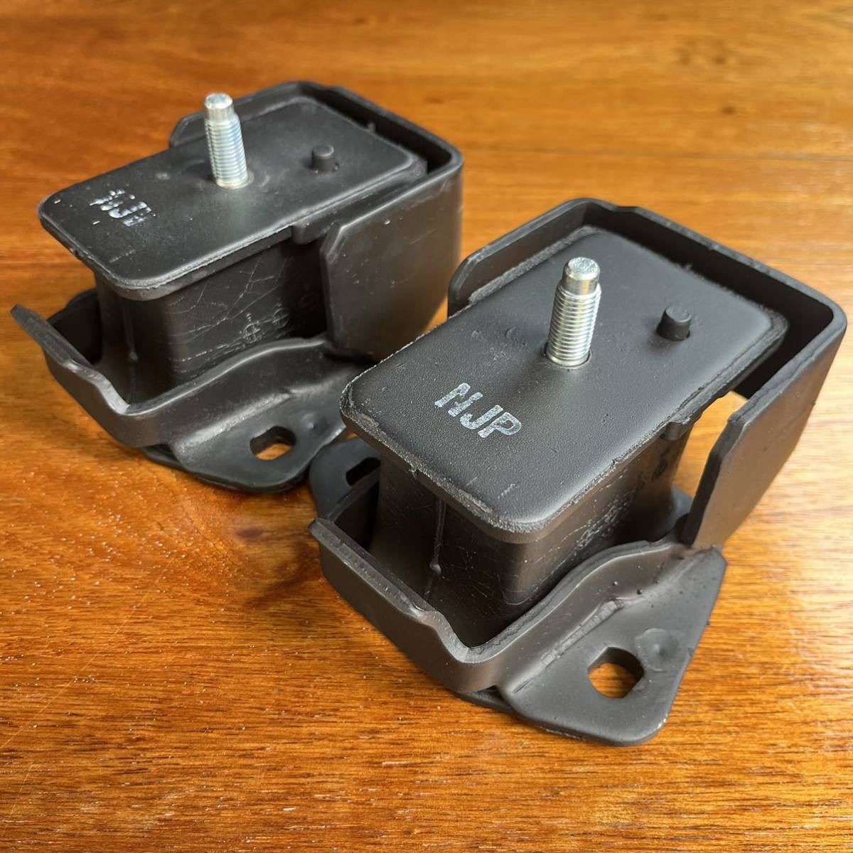 デリカ スターワゴン エンジンマウント P35W P25W 三菱デリカ デリカ