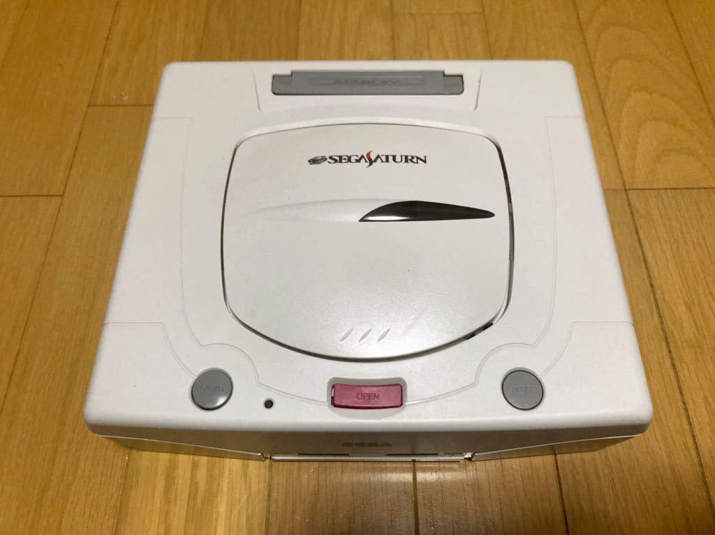 SEGA HST-3220 セガサターン後期型本体・付属品一式&レトロゲーム機の
