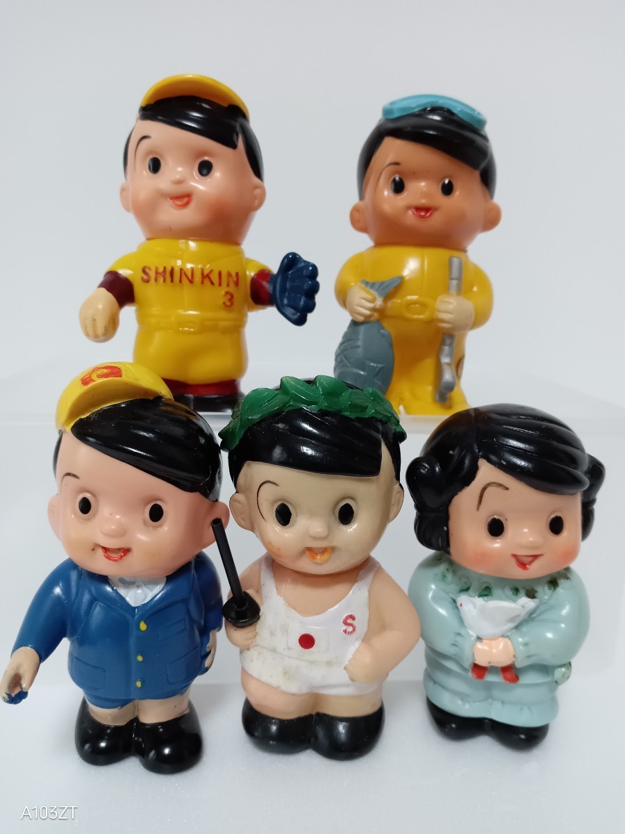Yahoo!オークション - 約10cm 信用金庫 信ちゃん ソフビ 貯金箱 5体セ