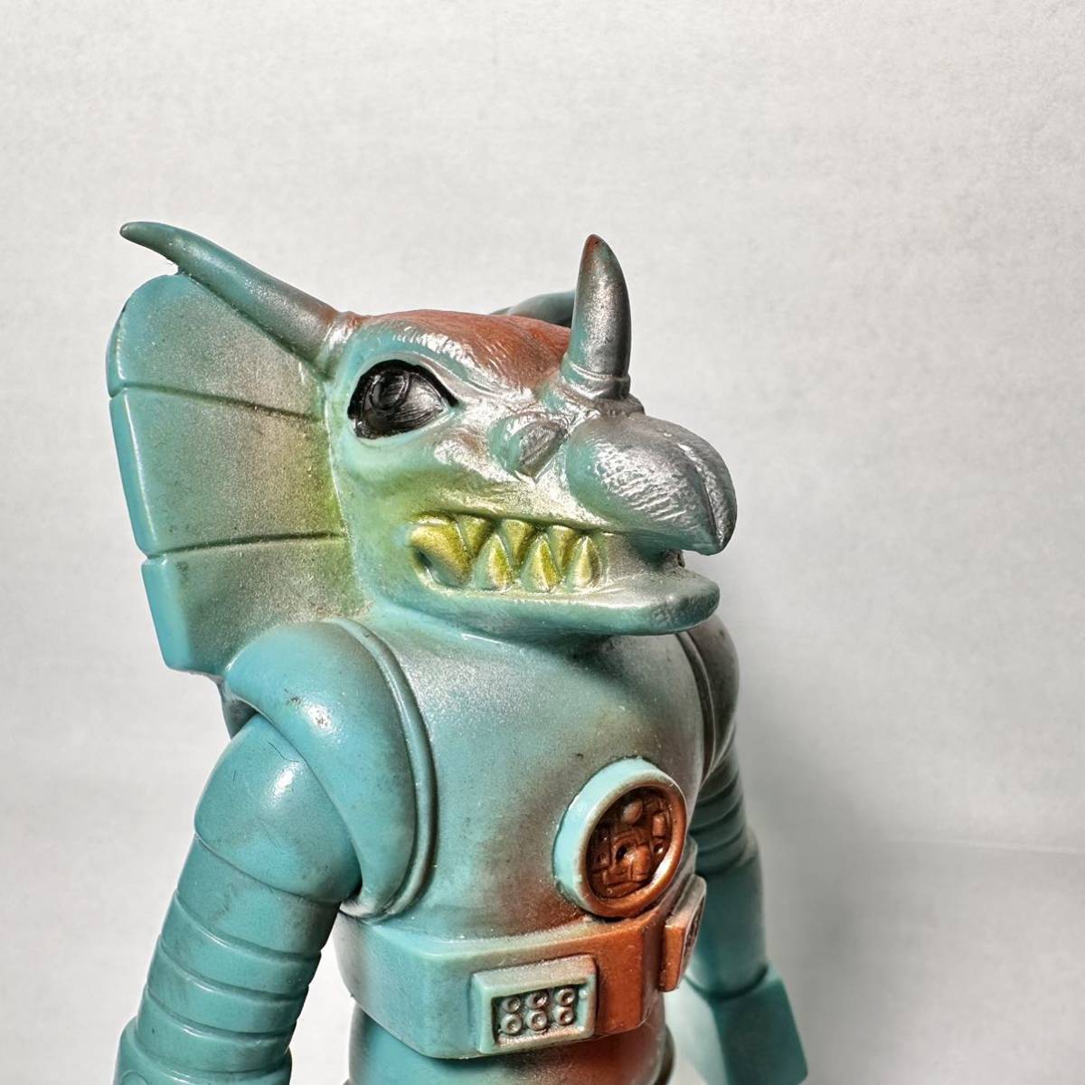 Yahoo!オークション - 当時物 ブルマァク 電人ザボーガー ガラキ ソフ