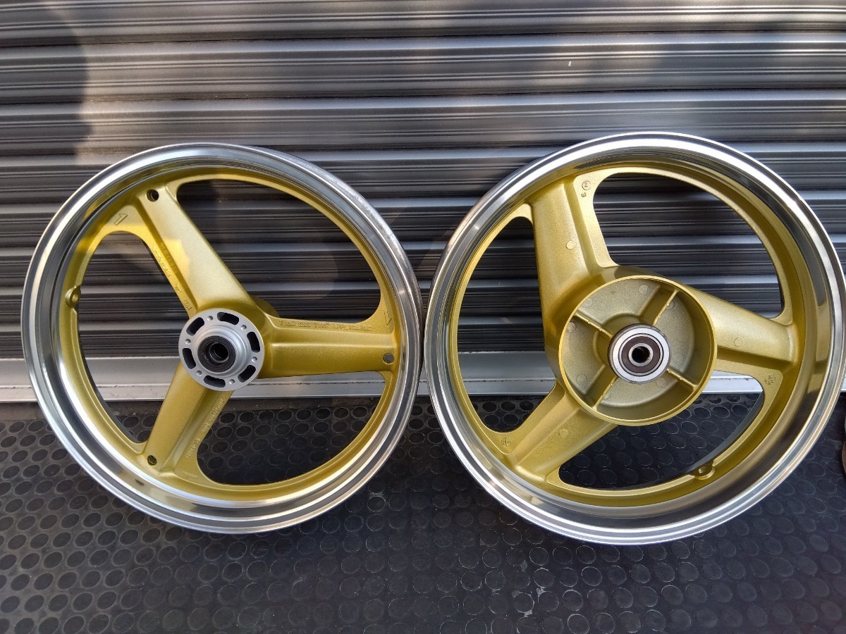 cb400sf revo nc42後期 2021年式 リアホイール美品 cb400sf revo nc42