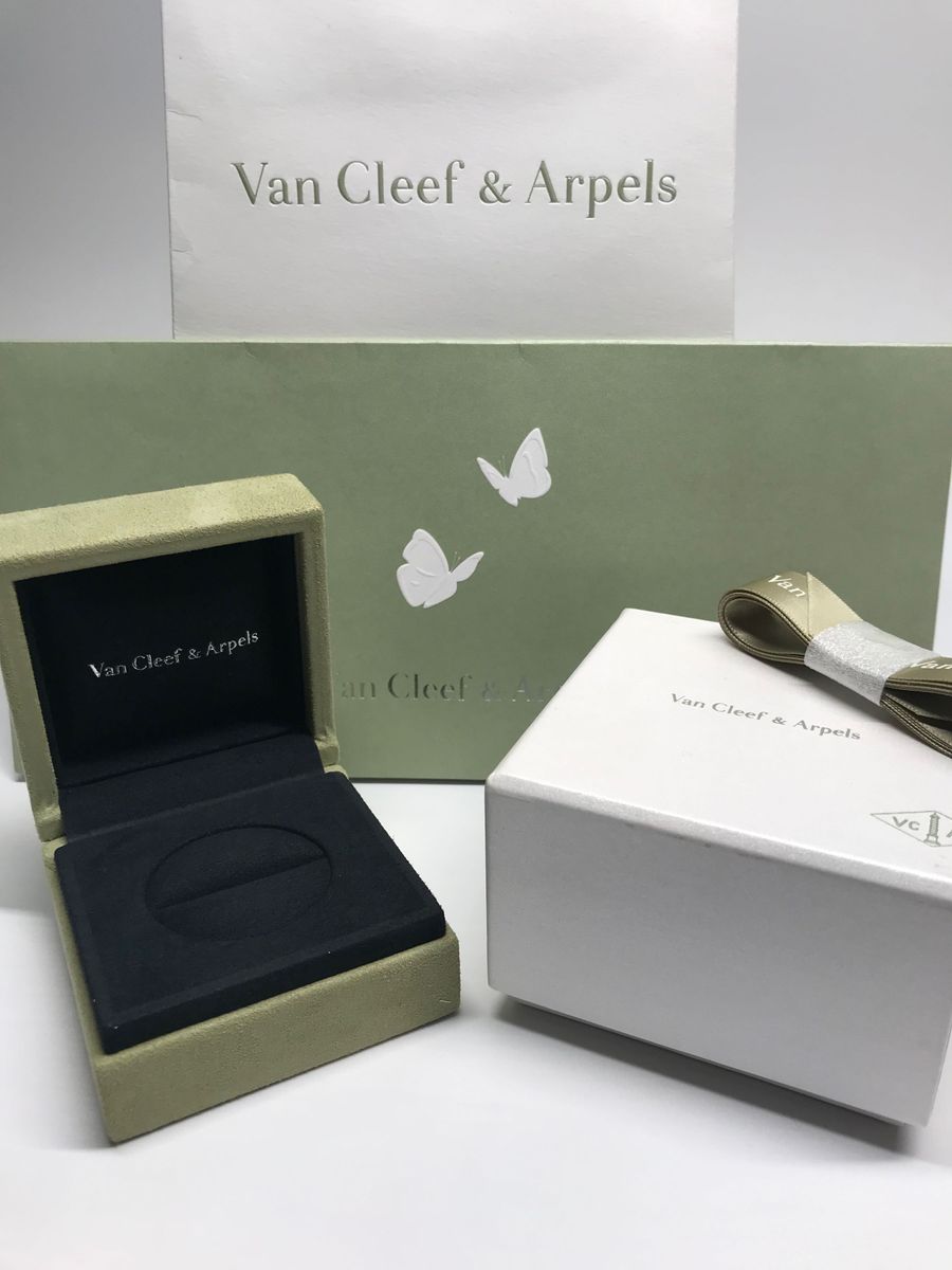 ヴァンクリーフ&アーペル リングケース 空箱 VCA｜Yahoo!フリマ（旧