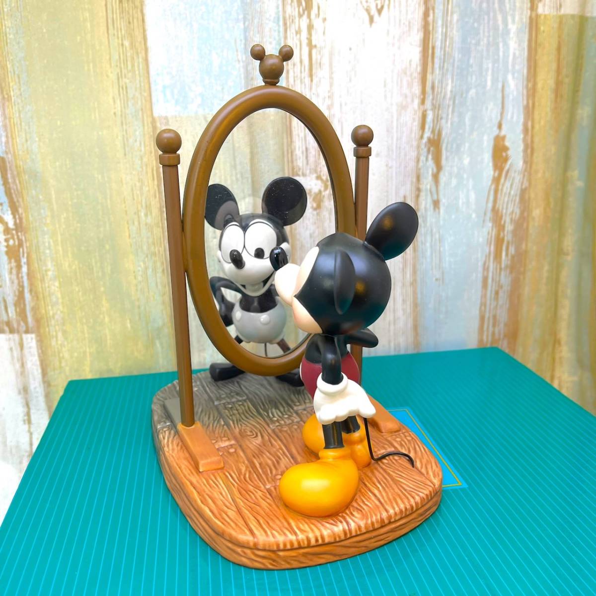 レア】 不思議の国のアリス ミラーバード 鏡 ミラー フィギュア