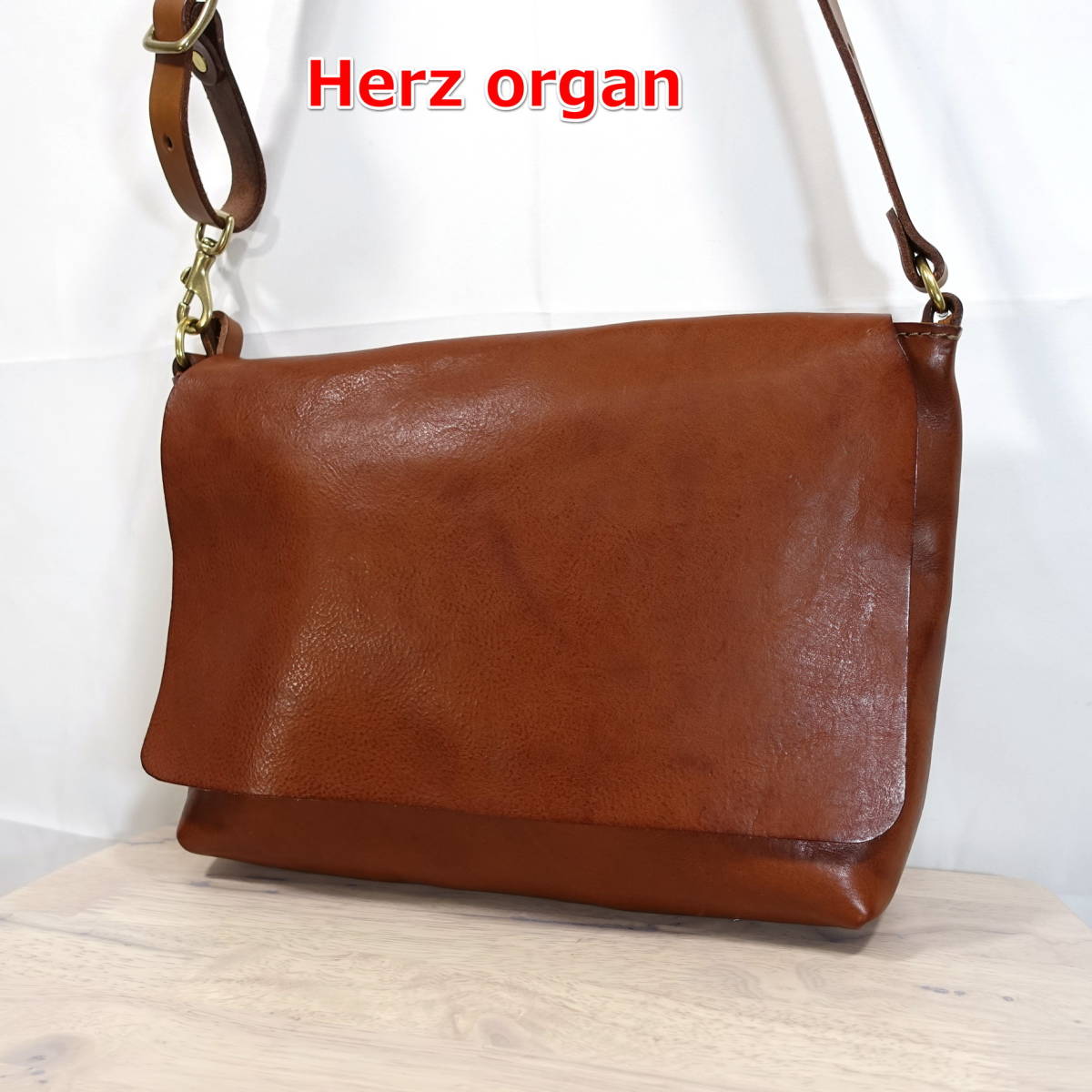 美品】ヘルツ オルガン ショルダーバッグ(G-37) Herz Organ アンバー