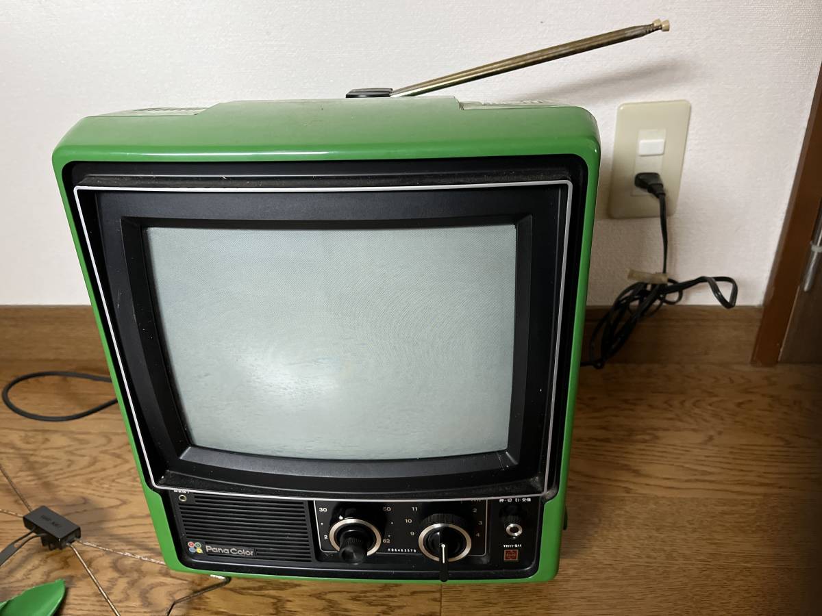 Yahoo!オークション - ナショナルカラーテレビ TH11-S11 緑 昭和レト