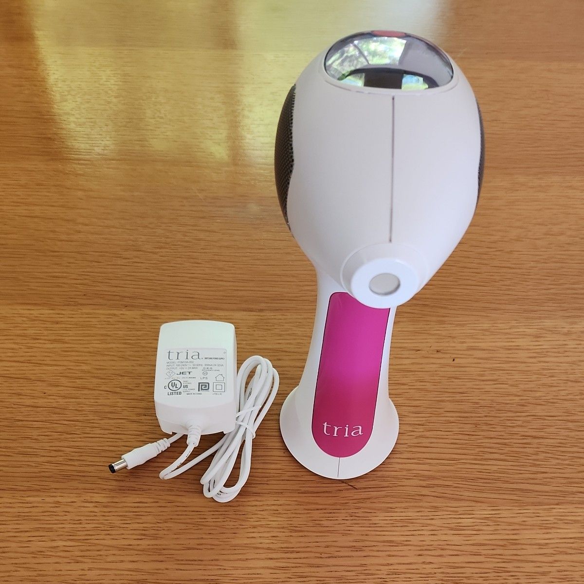 Tria Beauty LHR 4.0 レーザー脱毛器 ホワイト/ピンク ショップ トリア