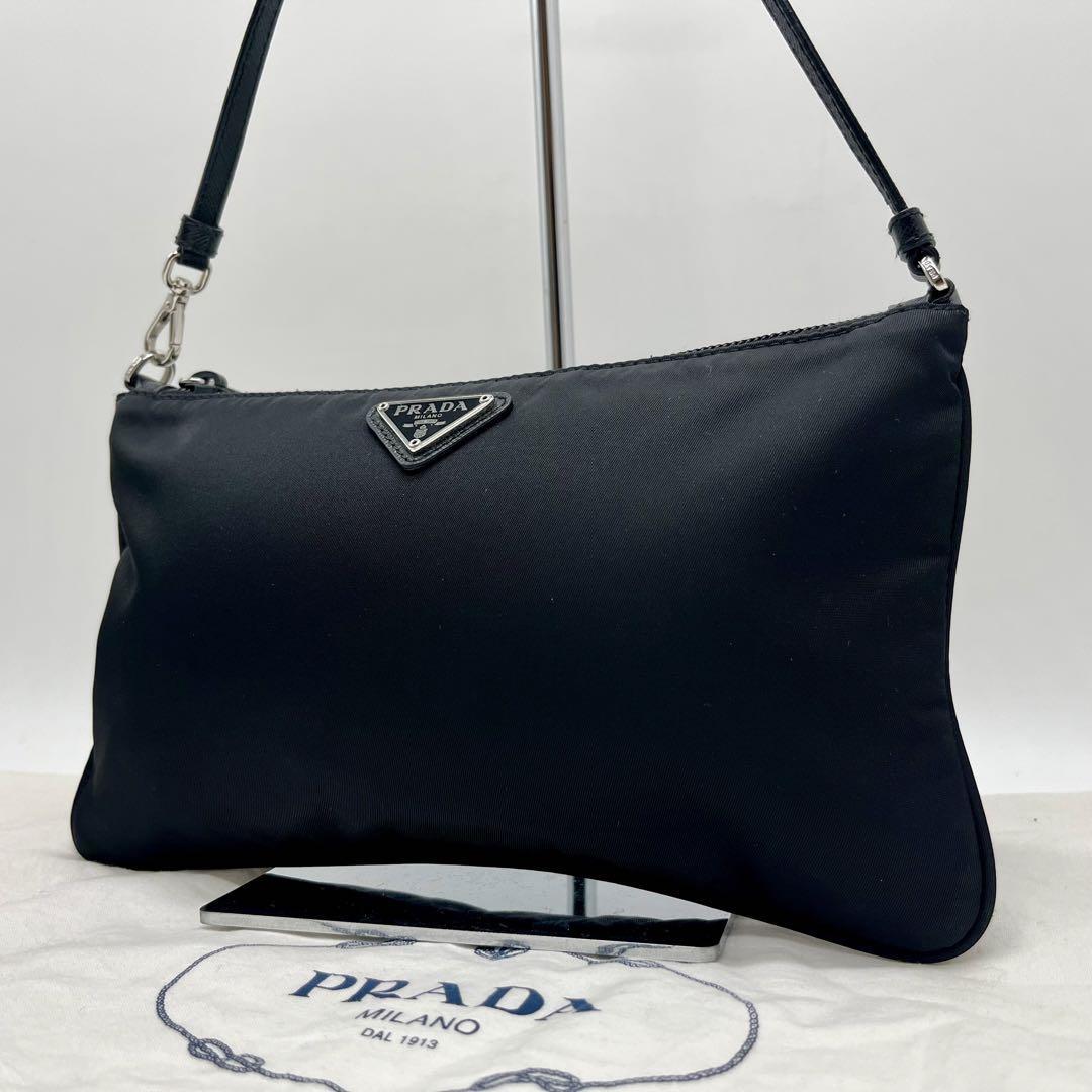 Yahoo!オークション - 未使用級 PRADA プラダ アクセサリーポーチ ハン