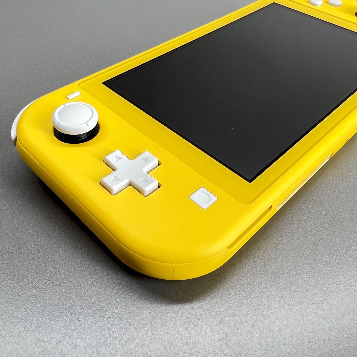 Nintendo Switch Light イエロー Nintendo Switch Lite - Yellow