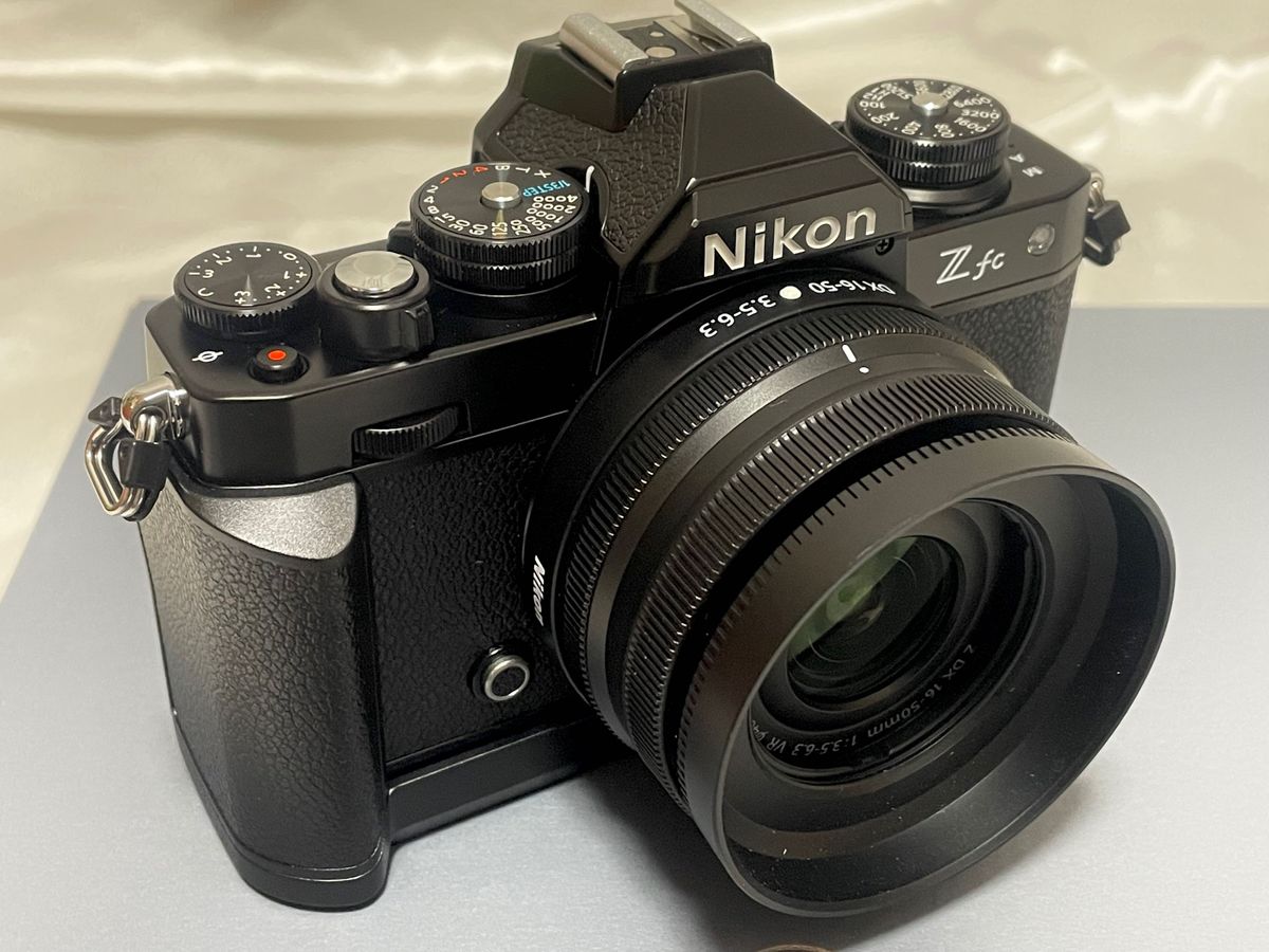 ほぼ新品 】Nikon Zfc 16-50kit ブラック エクステンショングリップ 16