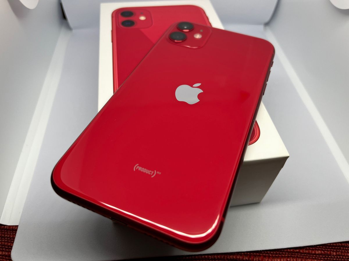 美品 不具合なし iPhone 11 (PRODUCT)RED 128 GB SIMフリー 箱付き AC