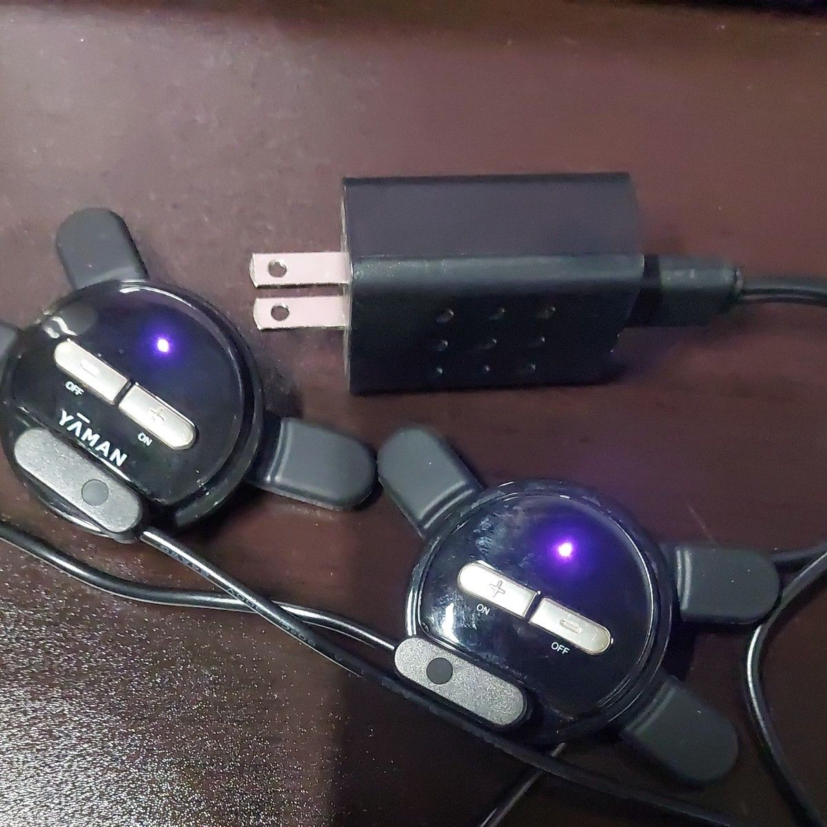 YA-MAN ヤーマン メディリフトプラス EPM-18BB 充電器 のみ 付属品2個