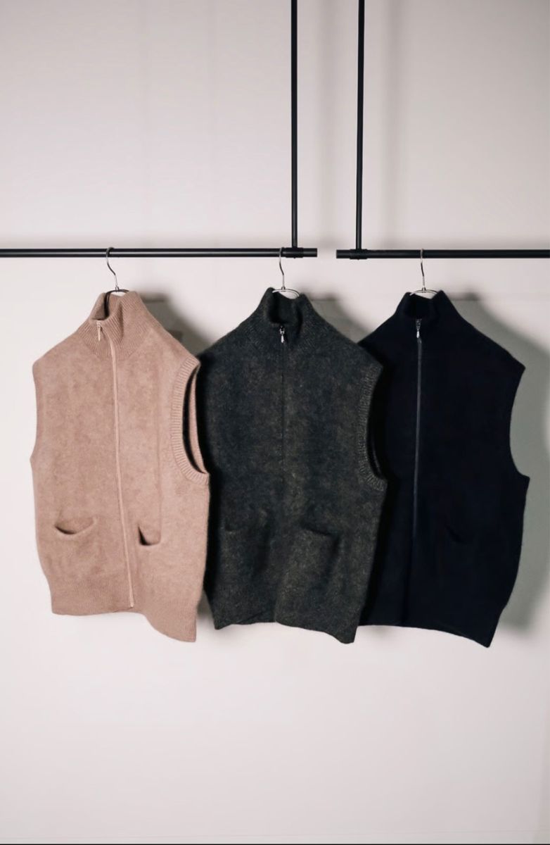 MAATEE&SONS CASHMERE 強圧縮 ZIP VEST 