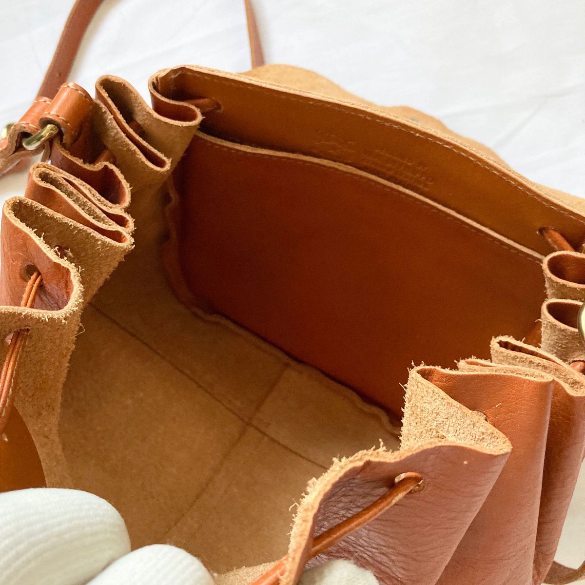 極美品 激レア イルビゾンテ ショルダーバッグ レザー キャメル 巾着