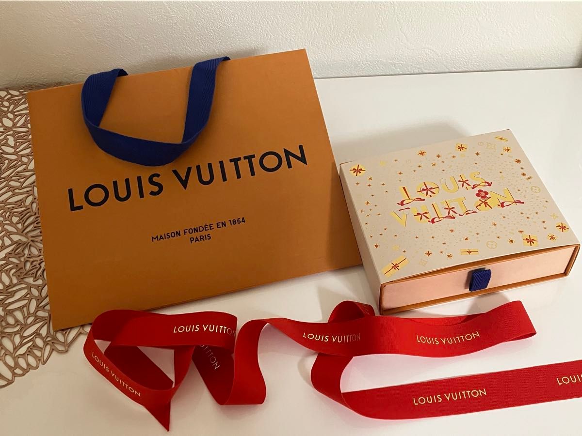 ルイ・ヴィトン LOUIS VUITTON ショップ袋 ギフトボックス リボン