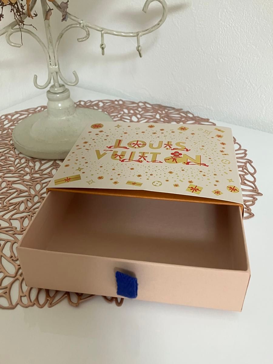 ルイ・ヴィトン LOUIS VUITTON ショップ袋 ギフトボックス リボン