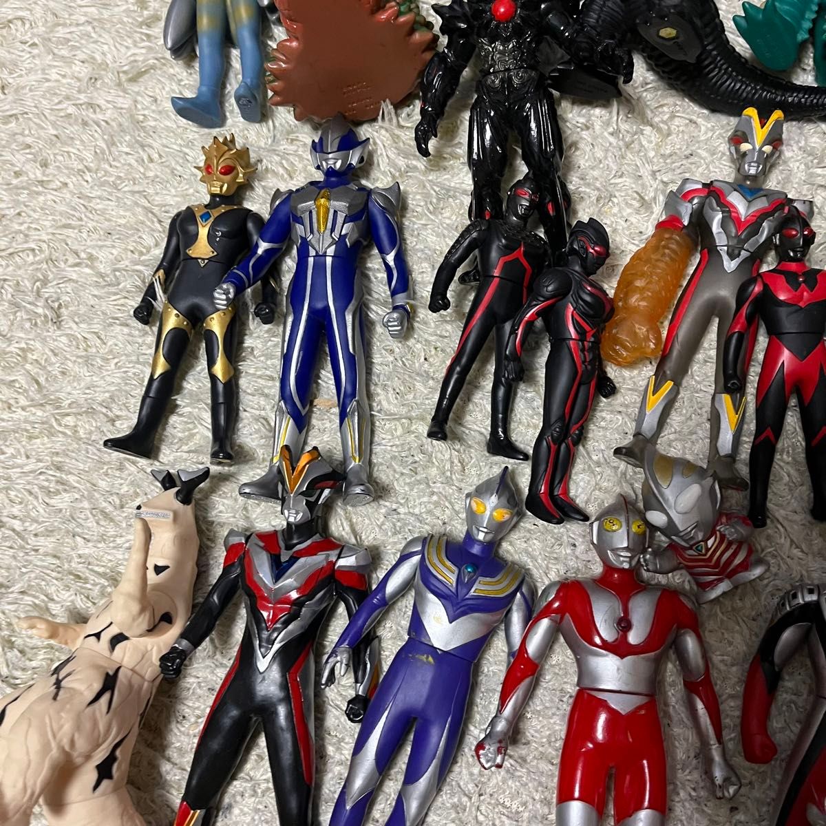 ウルトラマン ソフビ おまとめセット 大量 約55体 大図鑑付き