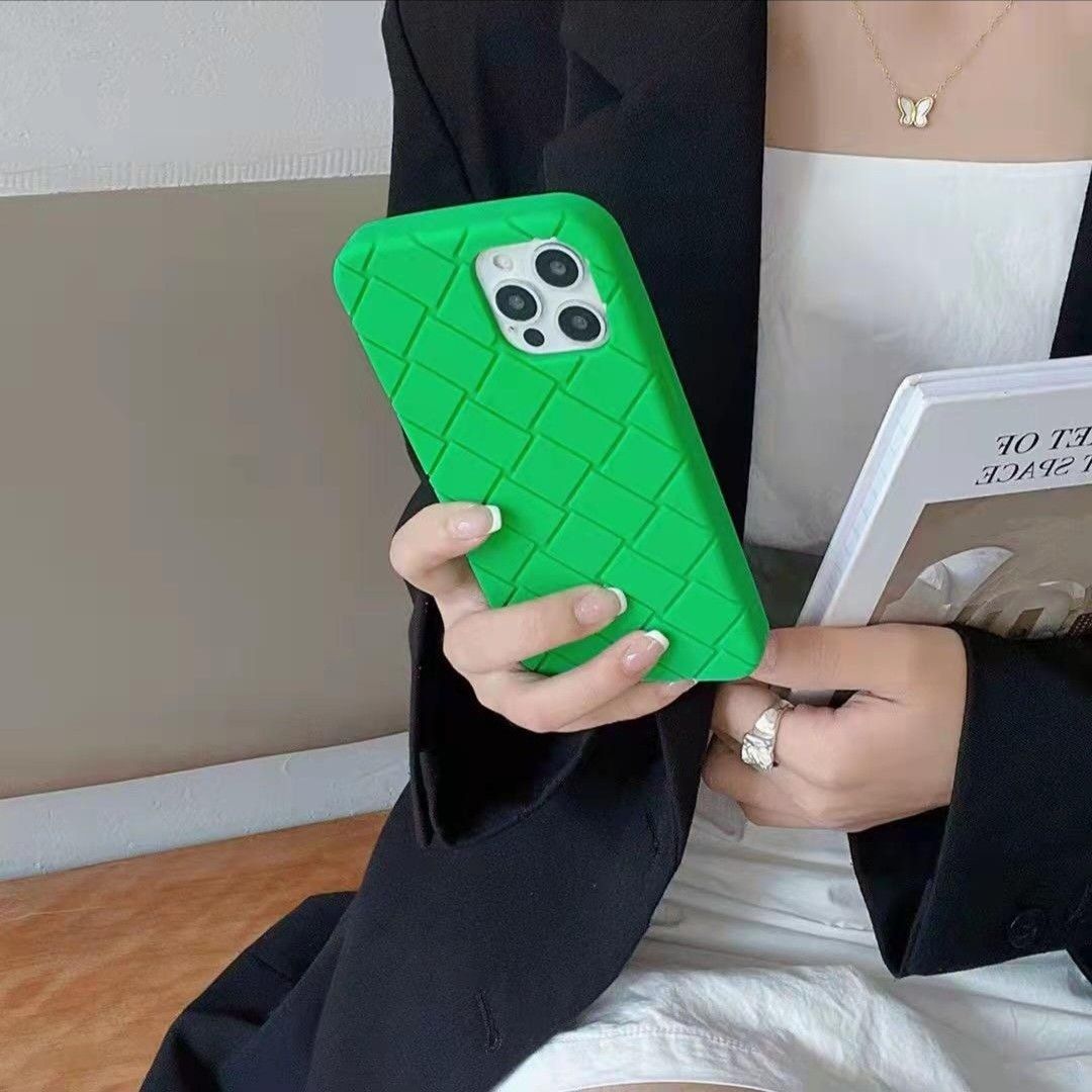 人気商品】iPhoneケース シリコン ボッテガ 携帯カバー 緑 グリーン