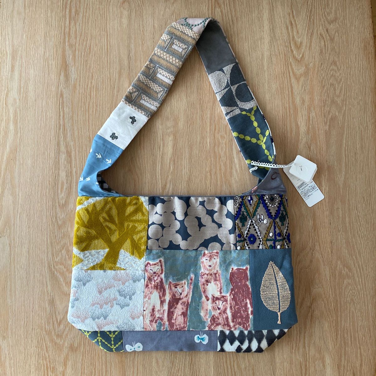 ミナペルホネン ピース ショルダーバッグ ライトミックス｜Yahoo