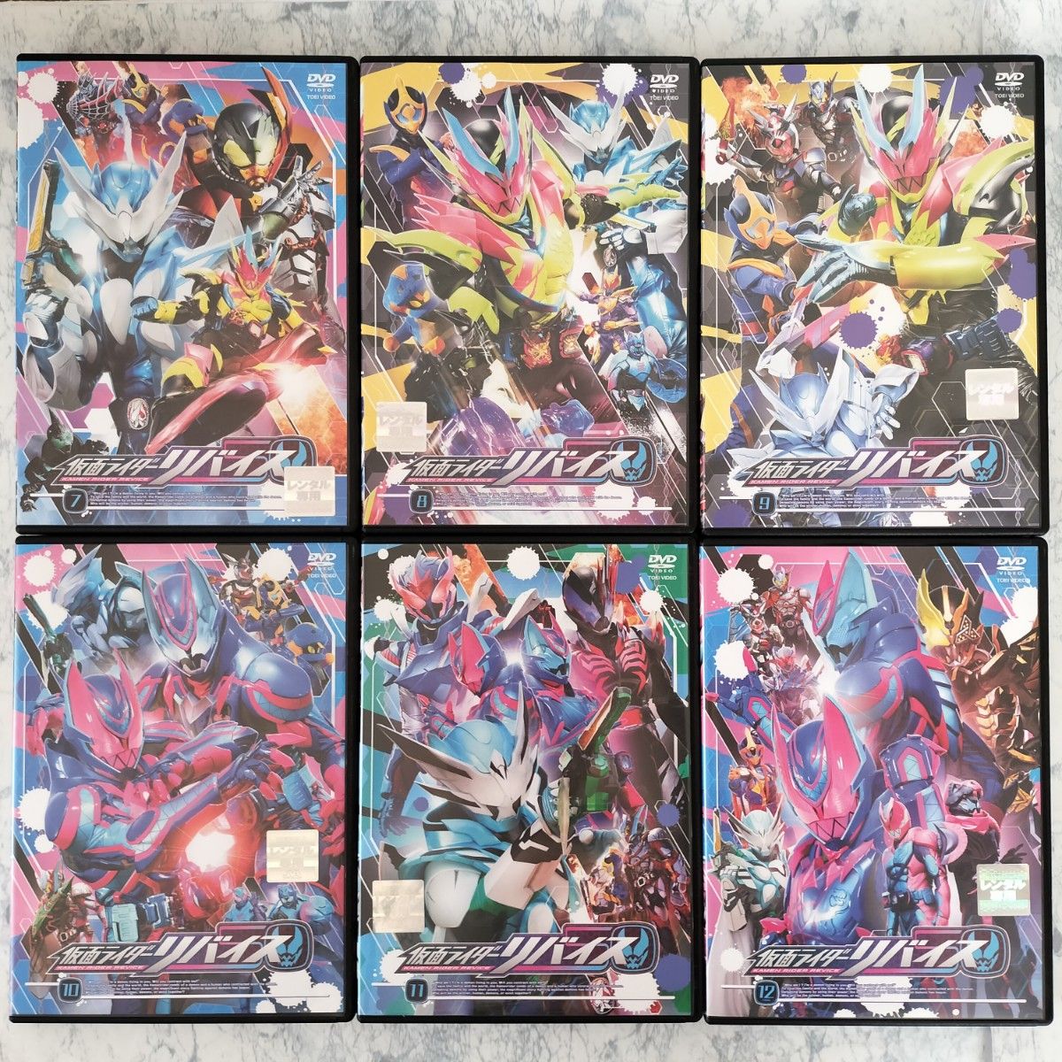 仮面ライダーリバイス 通常版 バトルファミリア ザ・ミステリー DVD 全