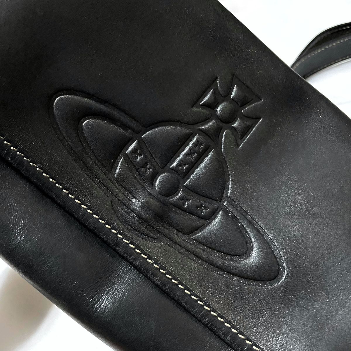 vivienne westwood【希少】型押しオーブ 本革 ショルダー バッグ