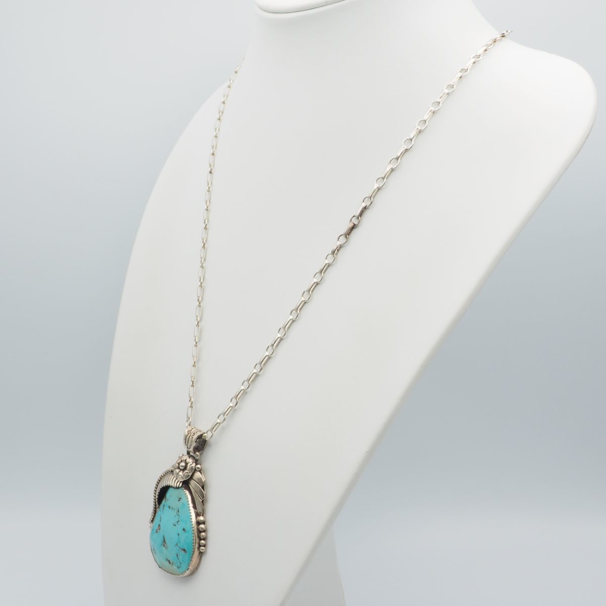 J623 ナバホ 特大 ターコイズ トルコ石 STERLING刻印 ペンダント