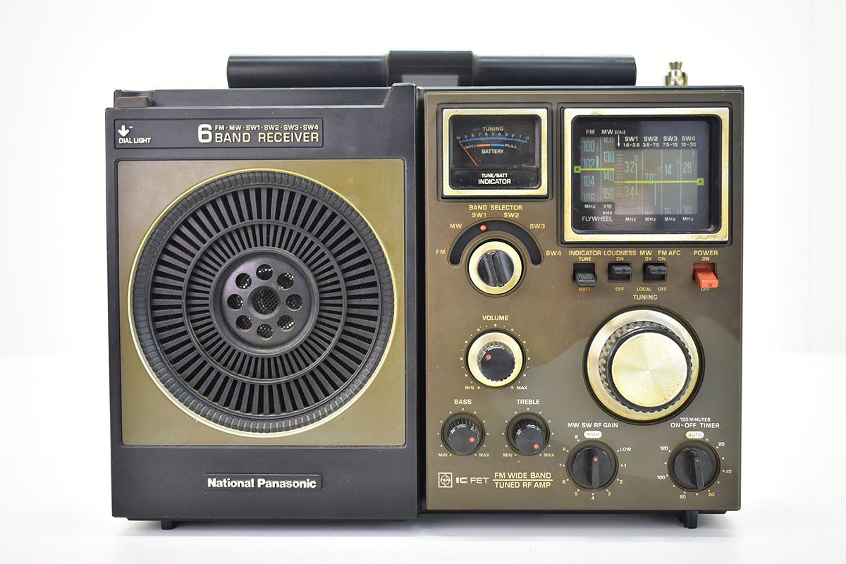 松下電器 ラジオ RF-1010 FMのみ通電確認 B2218 松下電器 ラジオ RF