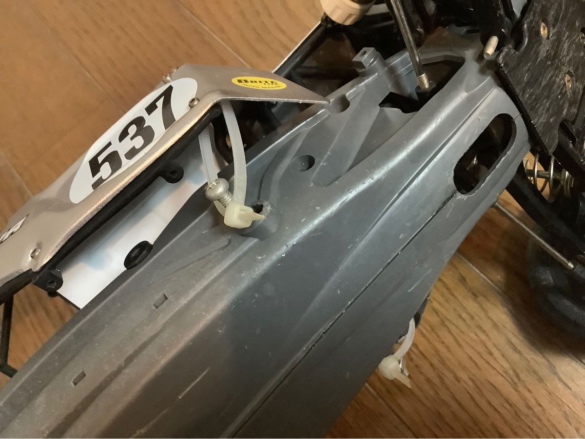 タミヤ DT-03 レーシングファイター 金属ボディ付き メカレス ジャンク