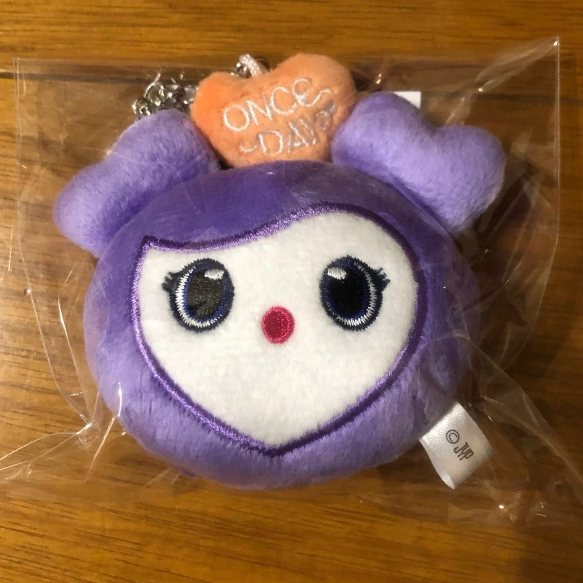 TWICE ファンミーティンググッズ ラブリーバッグチャーム ラブリー