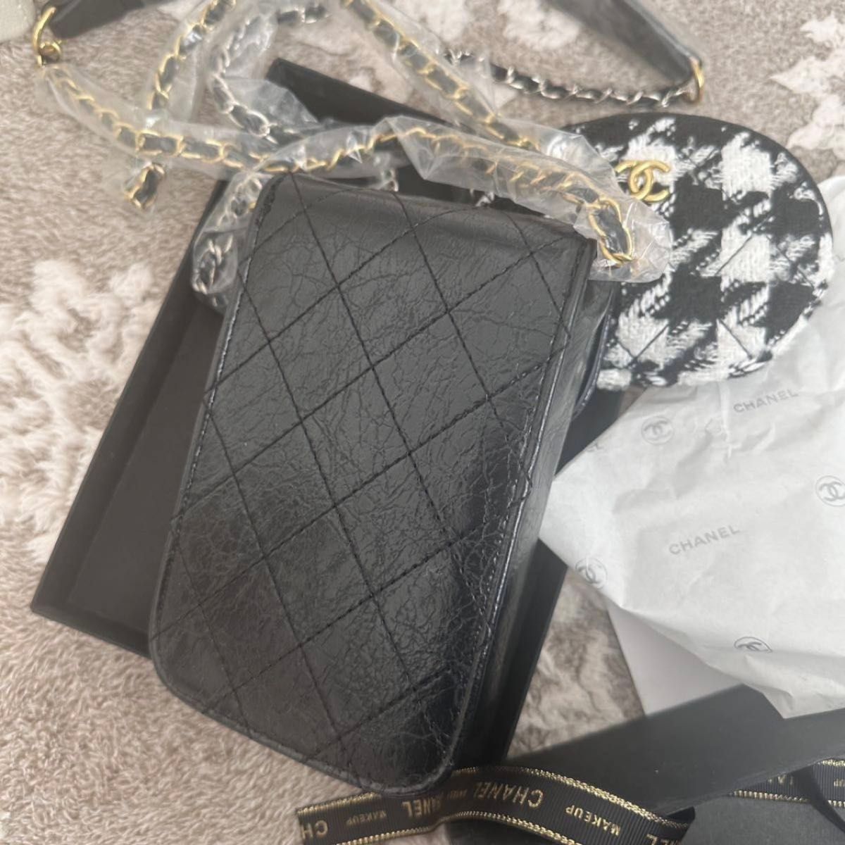 シャネル CHANEL ノベルティ スマホポーチ ミニバッグ コインケース