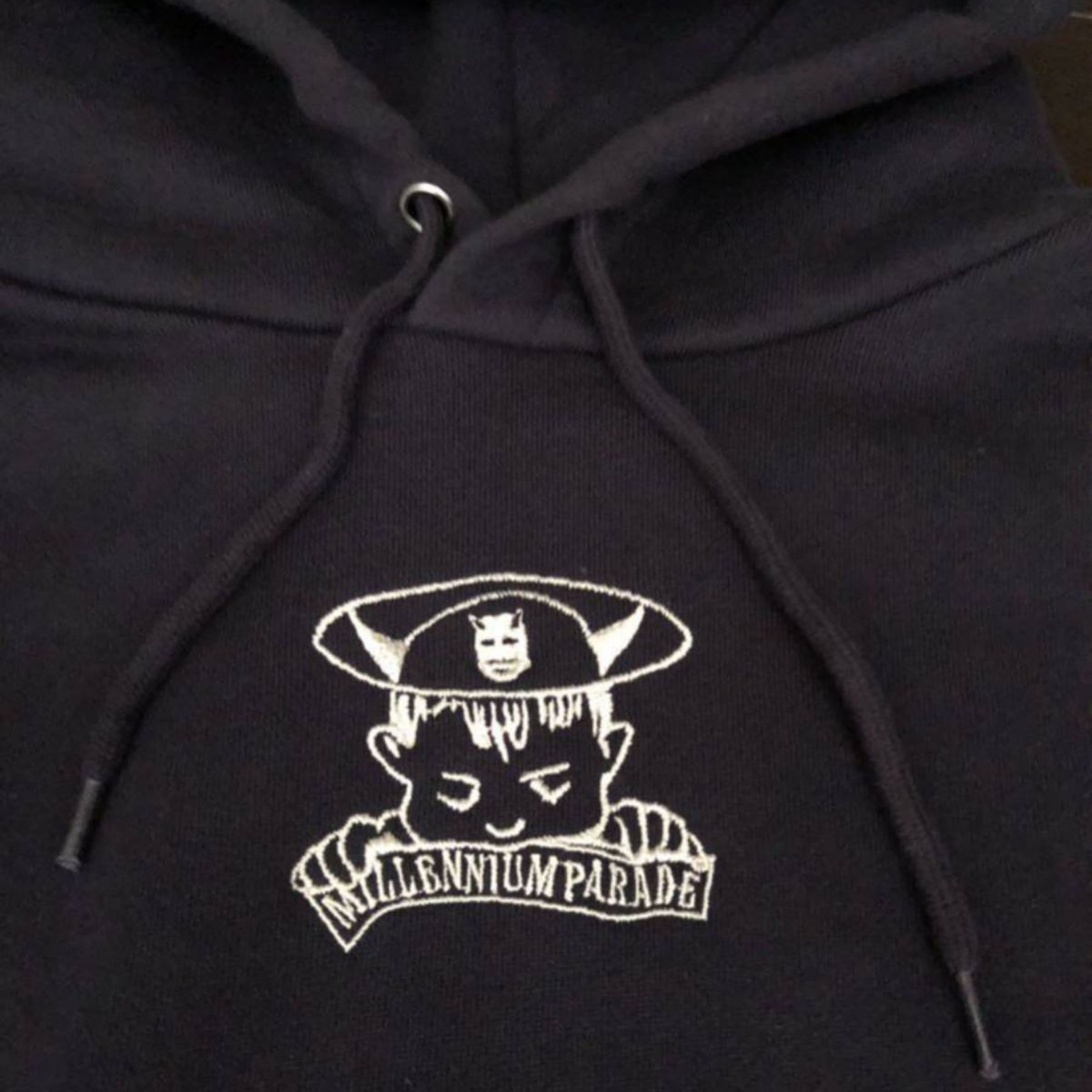 ミレニアムパレード millennium parade パーカー フィーディ Sサイズ